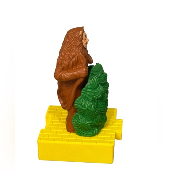 Vintage 1997 Blockbuster Wizard of Oz Interlocking Cowardly Lion Collectible - Picture 4 of 6